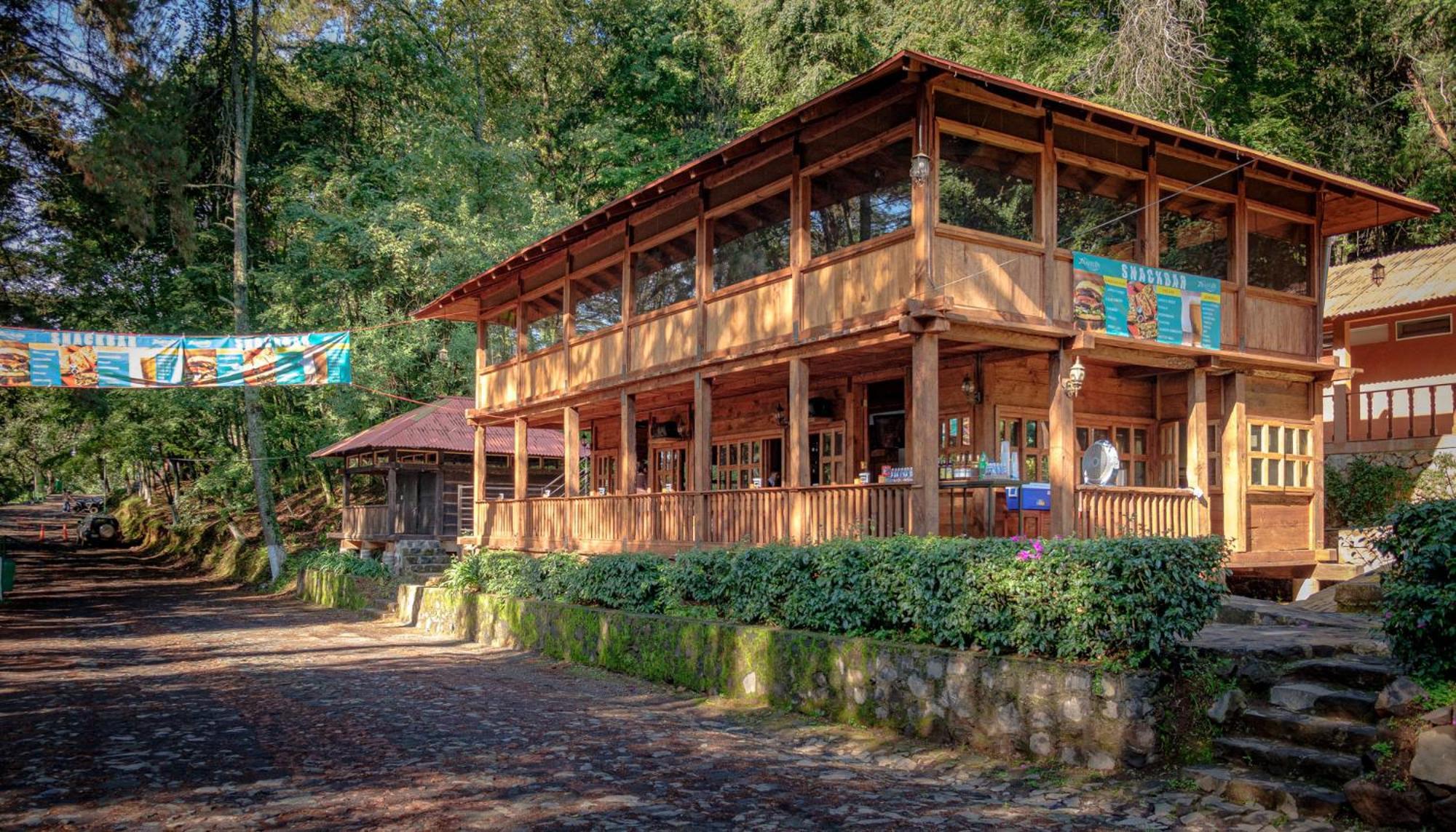 Zirahuen Forest And Resort Eksteriør bilde